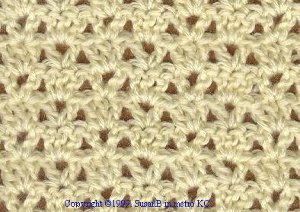 Alternating V Shell Afghan